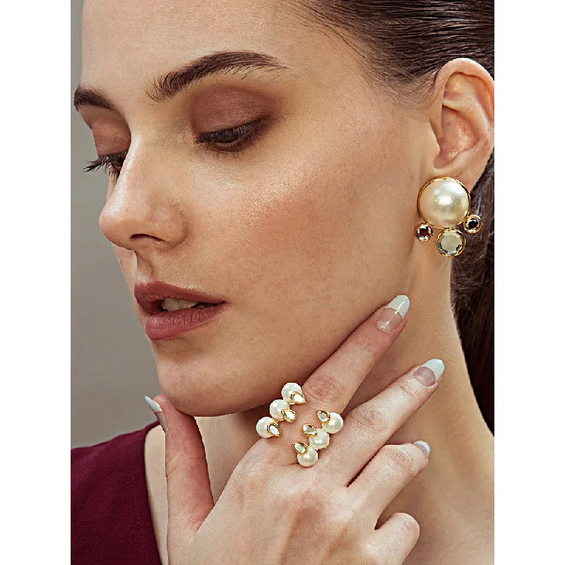 Chic Ear Cuffs Earrings-Chic Ear Cuffs Earrings-Isharya Ayaana Pearl & Surrounded Mirrors Stud In 18KT Gold Plated