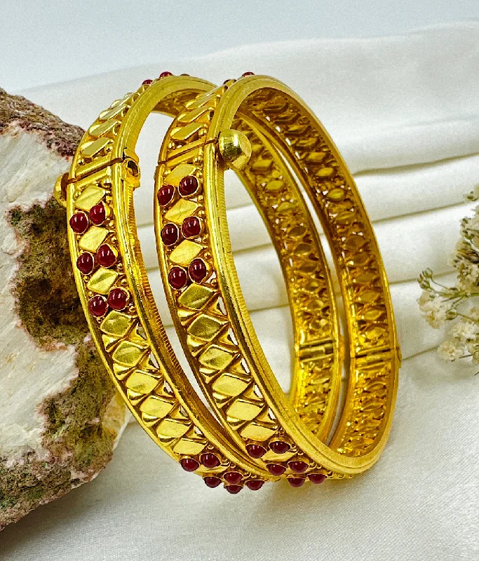 Custom Gold Bracelet for Mom-Silver Chandelier Earrings-The Pratiksha Silver Kemp Openable Kada Bracelet (Red/Size 2.2/2.4/2.8)