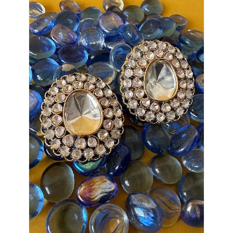 Luxe Pearl Earrings-Luxe Pearl Earrings-Nayaab by Sonia Roshanara Studs