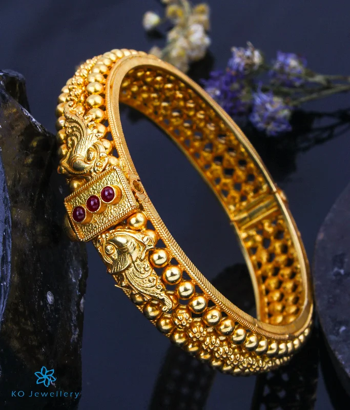 Silver Beaded Bracelet-Classic Gold Earrings-The Malhar Silver Bangle(Size 2.2/2.4/2.6/2.8)